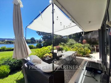 Departamento con insuperable vista al río, Condominio Torreónes.