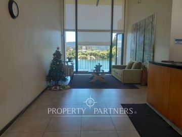 Departamento con insuperable vista al río, Condominio Torreónes.