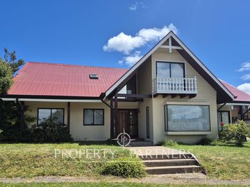 Hermosa Casa en Exclusivo Sector