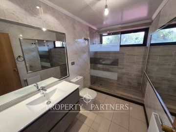 Hermosa Casa en Exclusivo Sector