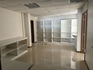 Propiedad comercial en excelente ubicación, emplazada en sector centro de la ciudad