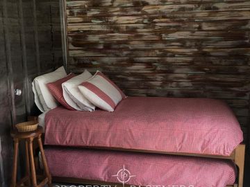 Excelente oportunidad de inversión para Hotel Boutique o casa habitación en sector Punucapa