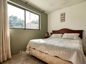Se vende espaciosa Casa en exclusivo condominio La Reina