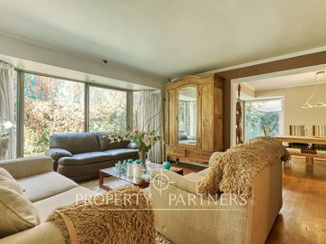 Se vende espaciosa Casa en exclusivo condominio La Reina