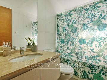 Moderna casa en venta Lomas de Las Pircas Peñalolén