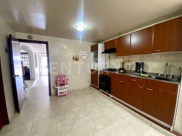 Casa Duplex para Venta en Cedritos