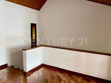 Casa Duplex para Venta en Cedritos