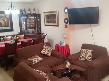 Casa en Venta,  Coop Union de Bananeros 1, Sur de Guayaquil,  AndA.