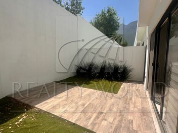 Casas en Venta en Porto Cumbres