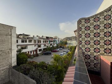 Casa en Condominio - Terraza y Bar - Zona de Parrilla