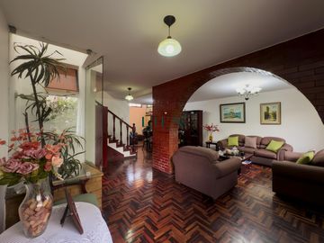Casa en Condominio - Terraza y Bar - Zona de Parrilla