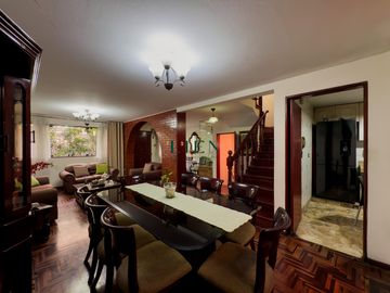 Casa en Condominio - Terraza y Bar - Zona de Parrilla