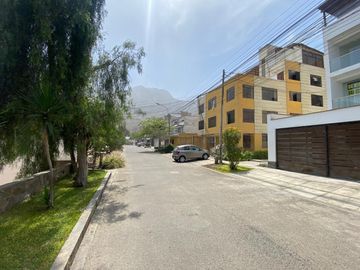SE VENDE DEPARTAMENTO CON COCHERA EN LA MOLINA