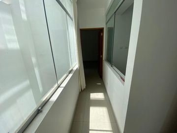 SE VENDE DEPARTAMENTO CON COCHERA EN LA MOLINA