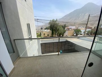 SE VENDE DEPARTAMENTO CON COCHERA EN LA MOLINA