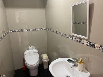 SE VENDE DEPARTAMENTO CON COCHERA EN LA MOLINA