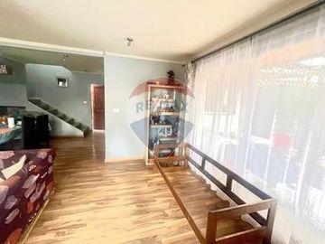 ¡Casa en Recoleta con Terraza y Piscina!