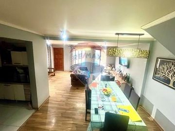 ¡Casa en Recoleta con Terraza y Piscina!