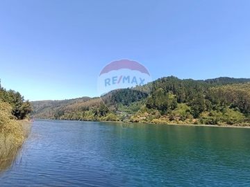 Parcela en exclusivo condomino Alto Rio Valdivia