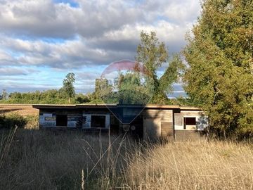 Se vende Parcela  con Cabaña en Construcción