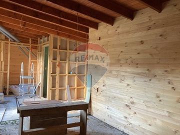 Se vende Parcela  con Cabaña en Construcción