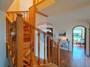 SE VENDE CASA CON VISTA DESPEJADA EN LOS NOTROS