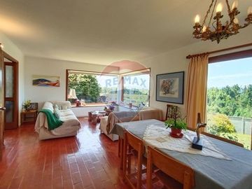 SE VENDE CASA CON VISTA DESPEJADA EN LOS NOTROS