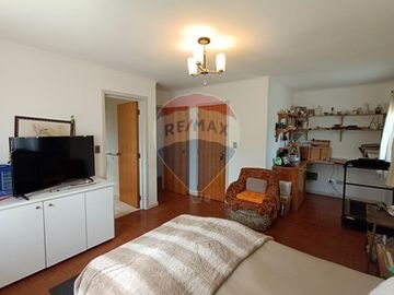 SE VENDE CASA CON VISTA DESPEJADA EN LOS NOTROS