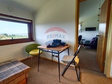 SE VENDE CASA CON VISTA DESPEJADA EN LOS NOTROS