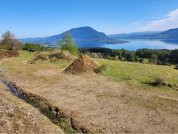 Venta ,Terreno de Ensueño vista al lago Riñihue