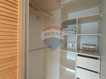 Venta, conj. de casas, a orilla río Quitacalzón