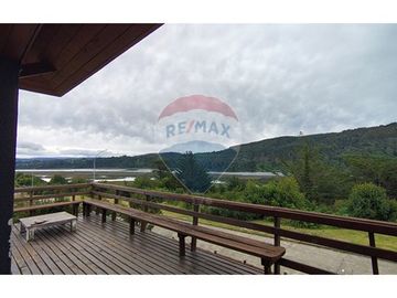 Venta amplia casa Isla Teja con piscina temperada