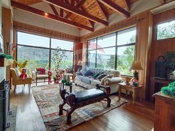 Venta amplia casa Isla Teja con piscina temperada