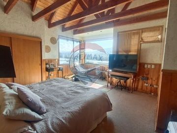 Venta amplia casa Isla Teja con piscina temperada