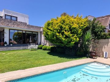 Bajo Tasación!  Tu Hogar en Reñaca Alto, Viña
