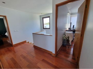 Bajo Tasación!  Tu Hogar en Reñaca Alto, Viña