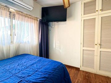 Casa en venta - 4 Dormitorios 3 Baños - 551Mts2 - Villa Lugano