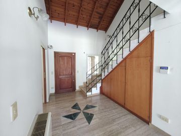 APTO CREDITO: casa en venta, 9 amb, Los Naranjos, Maschwitz