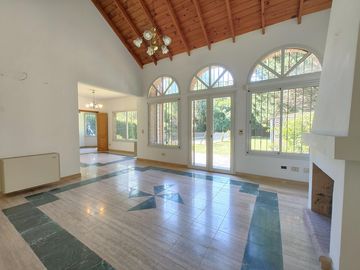 APTO CREDITO: casa en venta, 9 amb, Los Naranjos, Maschwitz