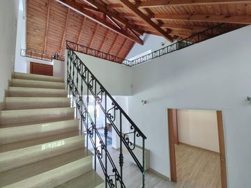 APTO CREDITO: casa en venta, 9 amb, Los Naranjos, Maschwitz