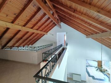 APTO CREDITO: casa en venta, 9 amb, Los Naranjos, Maschwitz