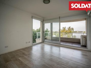Venta departamento 4 ambientes con dep. Aqua Golf, Nordelta, vista lago, jardín propio Oportunidad.