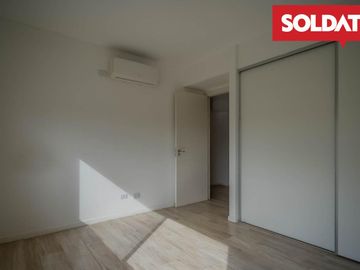 Venta departamento 4 ambientes con dep. Aqua Golf, Nordelta, vista lago, jardín propio Oportunidad.