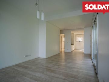 Venta departamento 4 ambientes con dep. Aqua Golf, Nordelta, vista lago, jardín propio Oportunidad.