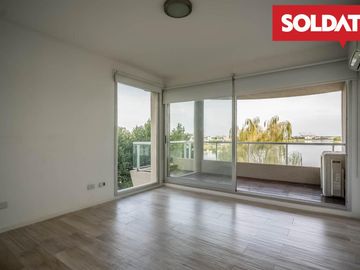 Venta departamento 4 ambientes con dep. Aqua Golf, Nordelta, vista lago, jardín propio Oportunidad.