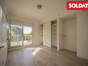 Venta departamento 4 ambientes con dep. Aqua Golf, Nordelta, vista lago, jardín propio Oportunidad.