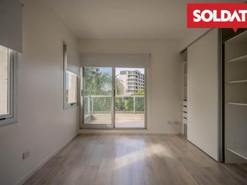 Venta departamento 4 ambientes con dep. Aqua Golf, Nordelta, vista lago, jardín propio Oportunidad.