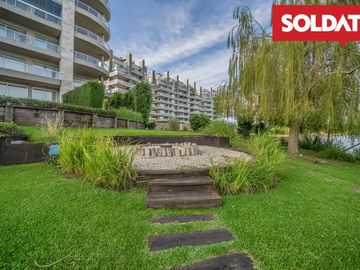 Venta departamento 4 ambientes con dep. Aqua Golf, Nordelta, vista lago, jardín propio Oportunidad.