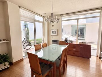 OPORTUNIDAD IMPECABLE CASA EN VENTA EN CONTADERO