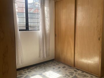 Casa amplia y en excelentes condiciones